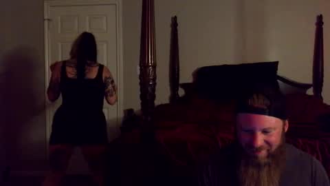 Kiki and daddy  online show from April 26, 7:28 am