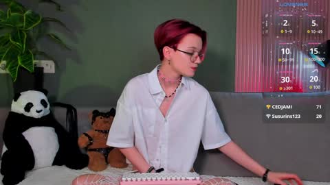 kiki_blue_eyes online show from January 15, 10:59 am