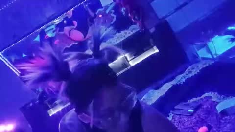 kikilovespartylights online show from February 11, 10:41 am