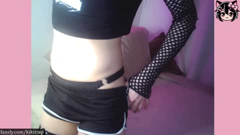 Kiki Trap online show from January 4, 5:05 am