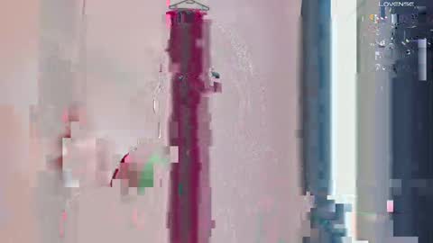 Bella online show from April 8, 9:18 pm