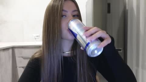 EvaAnna online show from December 13, 9:09 pm