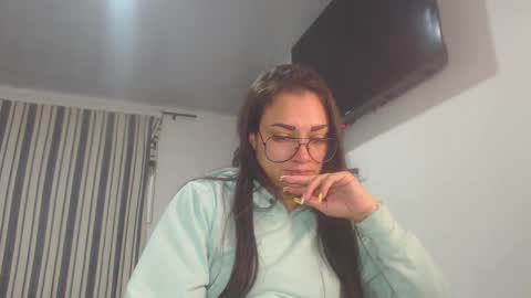 Snapshot of killey_saints chatting on October 11, 3:22 am killey online show from October 11, 3:22 am