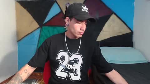 Snapshot of kilyan_ chatting on February 19, 4:44 am jahn online show from February 19, 4:44 am