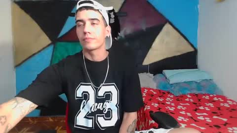 Snapshot of kilyan_ chatting on February 8, 3:41 am jahn online show from February 8, 3:41 am