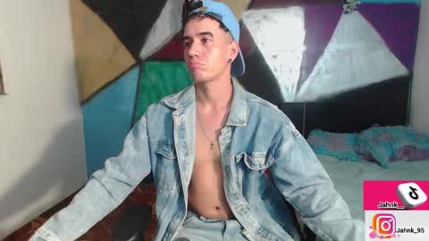 Snapshot of kilyan_ chatting on March 10, 7:33 am jahn online show from March 10, 7:33 am