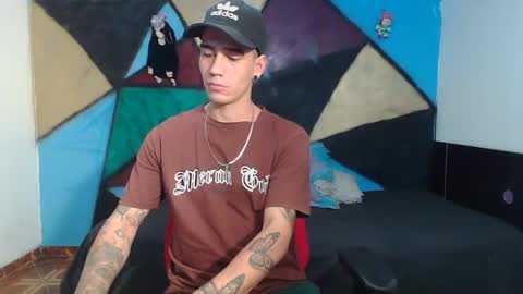 Snapshot of kilyan_ chatting on January 19, 12:28 am jahn online show from January 19, 12:28 am