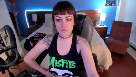 Kim Jeins666 online show from July 8, 1:03 pm