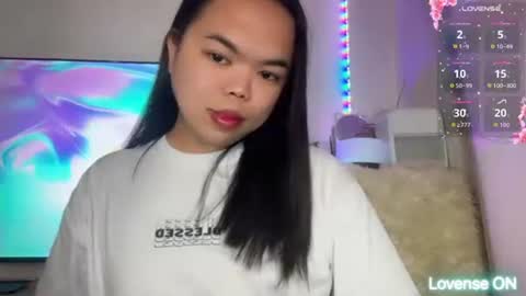 KYLIE online show from November 18, 1:03 pm