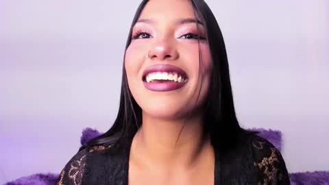 kim_mouth17 online show from March 8, 10:14 pm