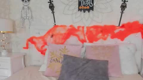 Kimberlin online show from October 31, 8:42 pm