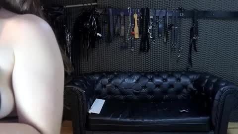 Snapshot of kimberly_swan_ chatting on October 14, 6:55 pm KIMBERLY SWAN online show from October 14, 6:55 pm