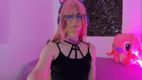 kimberly_thonson online show from March 2, 3:45 am