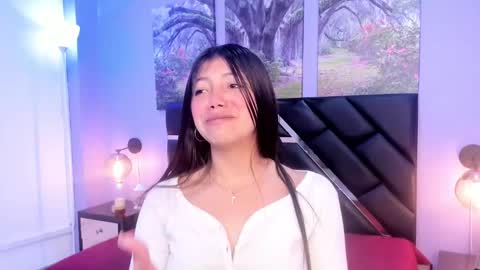Snapshot of kimberlyvillalobos chatting on February 20, 11:42 am Kimberly Villalobos online show from February 20, 11:42 am