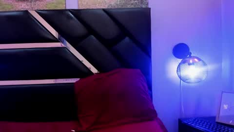 Snapshot of kimberlyvillalobos chatting on February 17, 5:55 pm Kimberly Villalobos online show from February 17, 5:55 pm