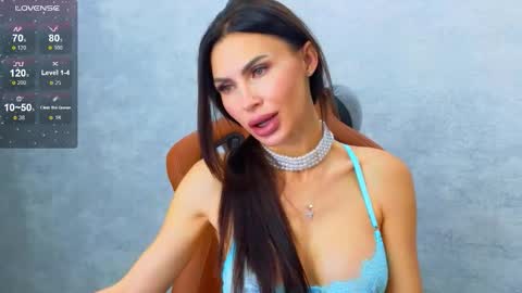 KIm online show from October 4, 4:10 am