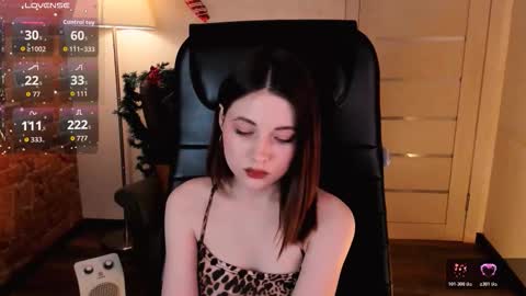  Your Kimmie  follow me  online show from January 5, 5:27 pm