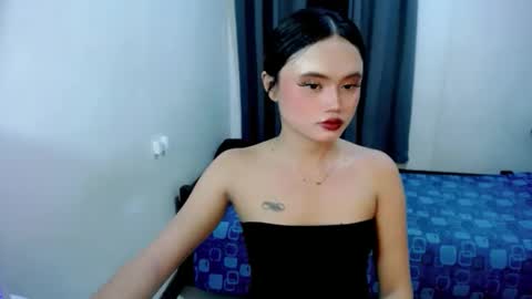 kim ejara online show from April 15, 8:06 am