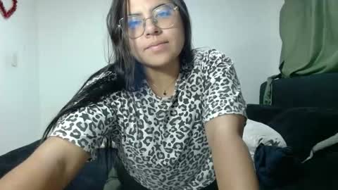 Kimmy online show from October 25, 10:43 pm