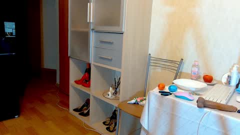 Kim online show from April 5, 7:22 pm