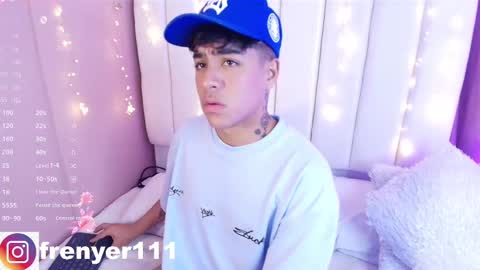 king  help me reach 100 likes online show from March 11, 3:04 am