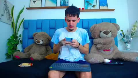 king voy online show from February 21, 4:32 pm