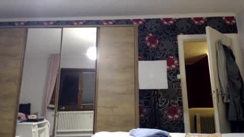 sexysexyhotwetpinkredpussy online show from September 20, 8:01 pm