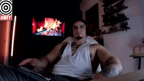 King Bear online show from November 6, 8:39 am