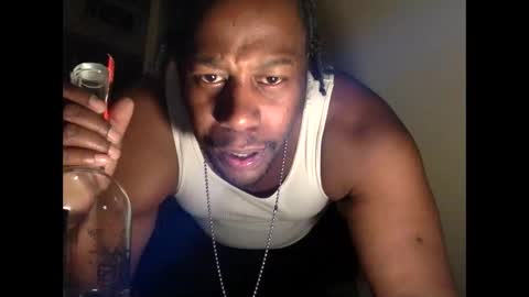 Snapshot of kinglibra420 chatting on October 25, 6:24 am loyal fuck online show from October 25, 6:24 am