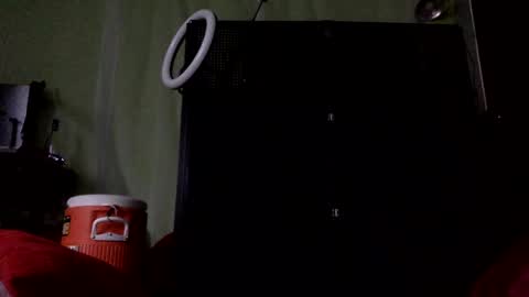 Snapshot of kinglibra420 chatting on December 9, 7:29 pm loyal fuck online show from December 9, 7:29 pm