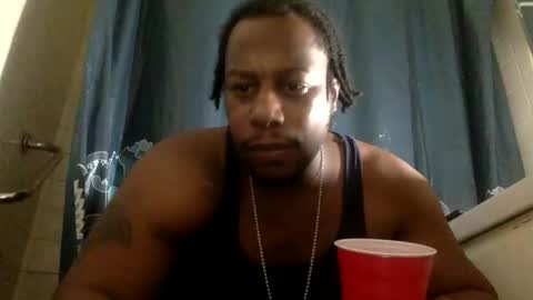 Snapshot of kinglibra420 chatting on November 1, 7:40 am loyal fuck online show from November 1, 7:40 am