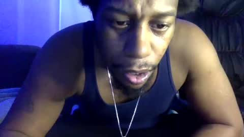 Snapshot of kinglibra420 chatting on December 9, 6:34 am loyal fuck online show from December 9, 6:34 am