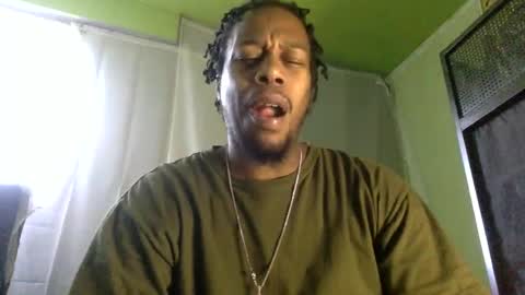 Snapshot of kinglibra420 chatting on January 3, 1:35 pm loyal fuck online show from January 3, 1:35 pm