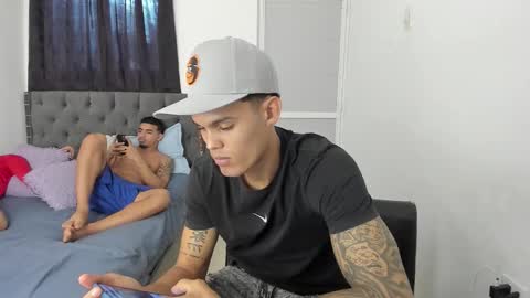 DOMINANT ALPHA KINGS online show from December 13, 7:53 pm