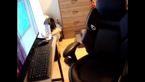 kink173 online show from September 17, 4:54 pm