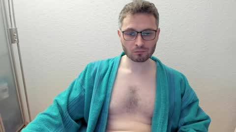 kinksubbydubby online show from April 22, 12:18 am