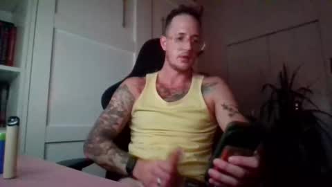 kinky740280 online show from October 2, 9:08 am