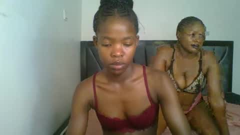 kinky_aria online show from December 2, 9:07 am