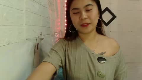 Snapshot of kinky_gurl69 chatting on January 21, 1:18 am mary online show from January 21, 1:18 am