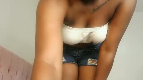 Lola online show from February 16, 10:08 pm