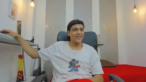 Snapshot of kinky_spice69 chatting on October 16, 12:05 pm online show from October 16, 12:05 pm