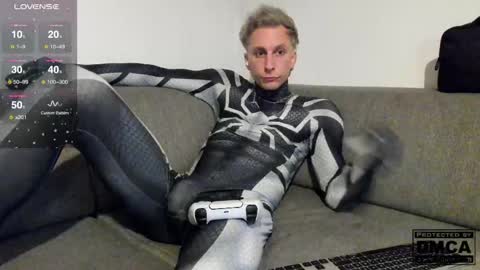 Snapshot of kinky_spidey chatting on February 9, 1:56 pm kinky_spidey online show from February 9, 1:56 pm