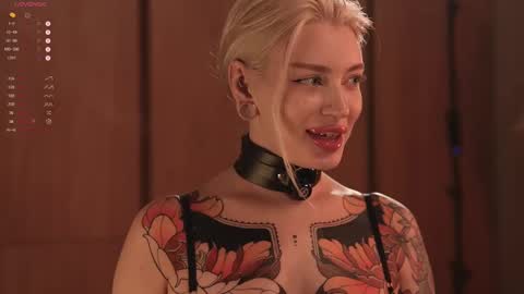 kinkylina_ online show from March 8, 12:09 pm