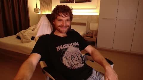 Kenny online show from April 10, 7:03 am