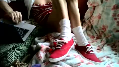 KinkySneakerGirl online show from February 6, 5:09 pm