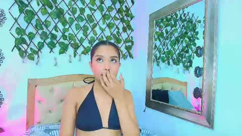 Isabella  online show from May 21, 11:11 pm