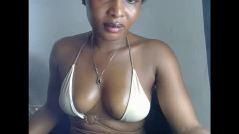 kinkyxxnasty online show from December 1, 4:38 pm