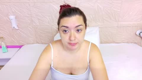 kinkyy_redhead online show from June 22, 11:06 am