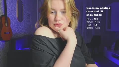 Snapshot of kira_citro chatting on September 13, 11:18 pm Kira  NEXT STREAM December 4 5pm CET  11am EST online show from September 13, 11:18 pm