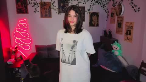 Kira VanKick online show from October 27, 5:13 pm